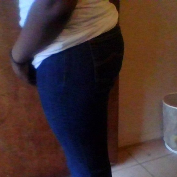 Micheal Kors Jeans - Picture 2 of 4